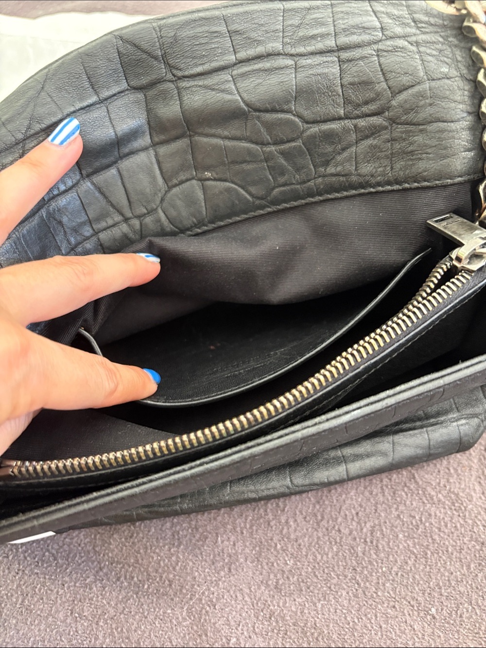 Saint Laurent Black Croc-Textured Leather Shoulder Bag with Silver YSL Hardware - Picture 5 of 10